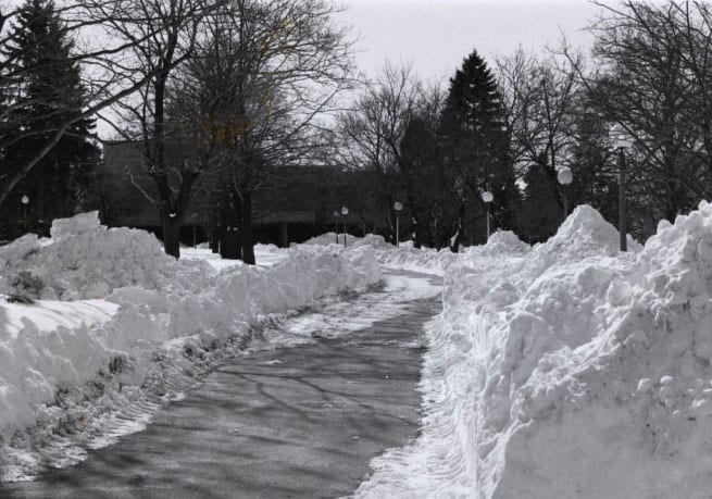 Huge snowbanks during the blizzard of 1978